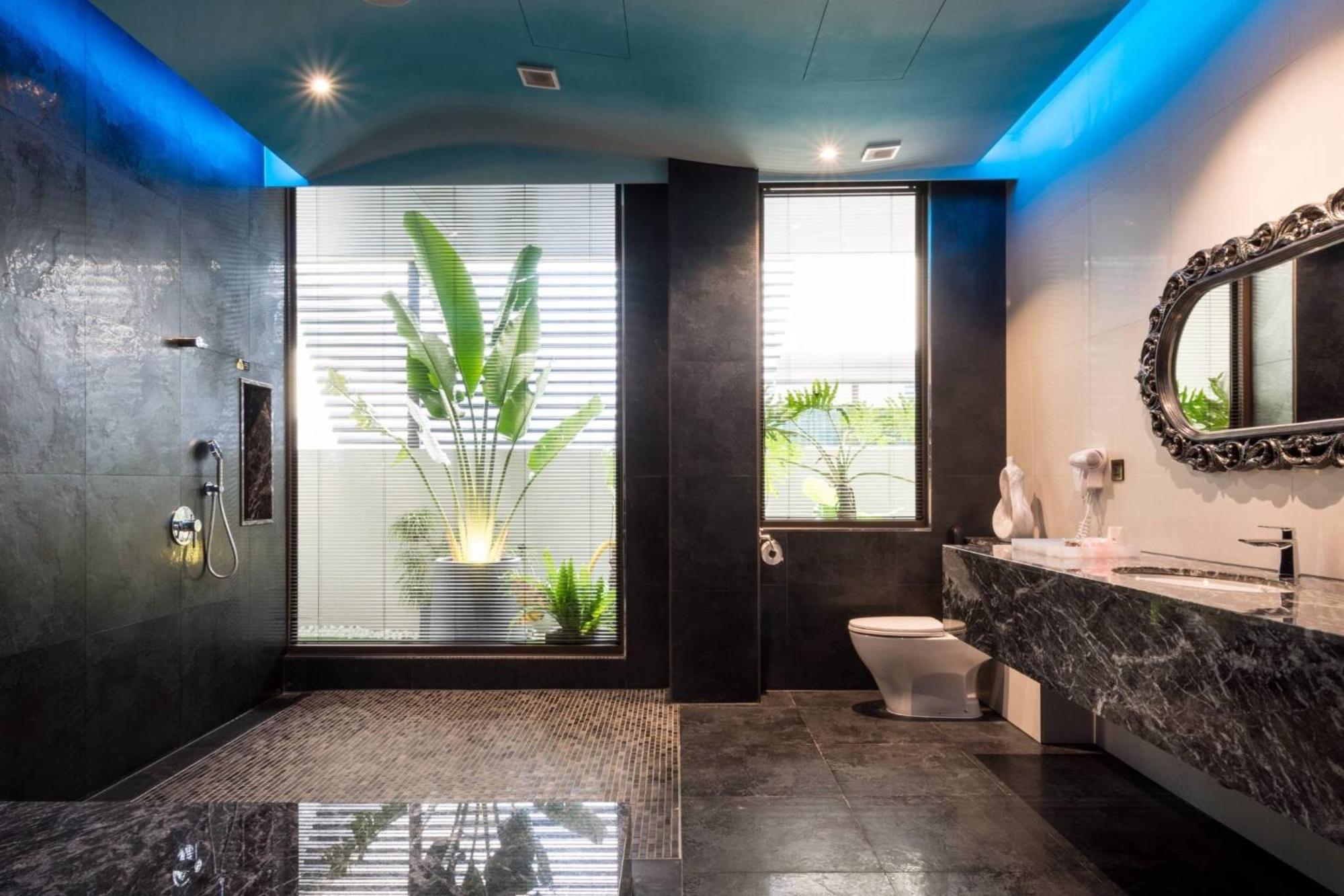 Icolour Villa Motel Taichung Bagian luar foto